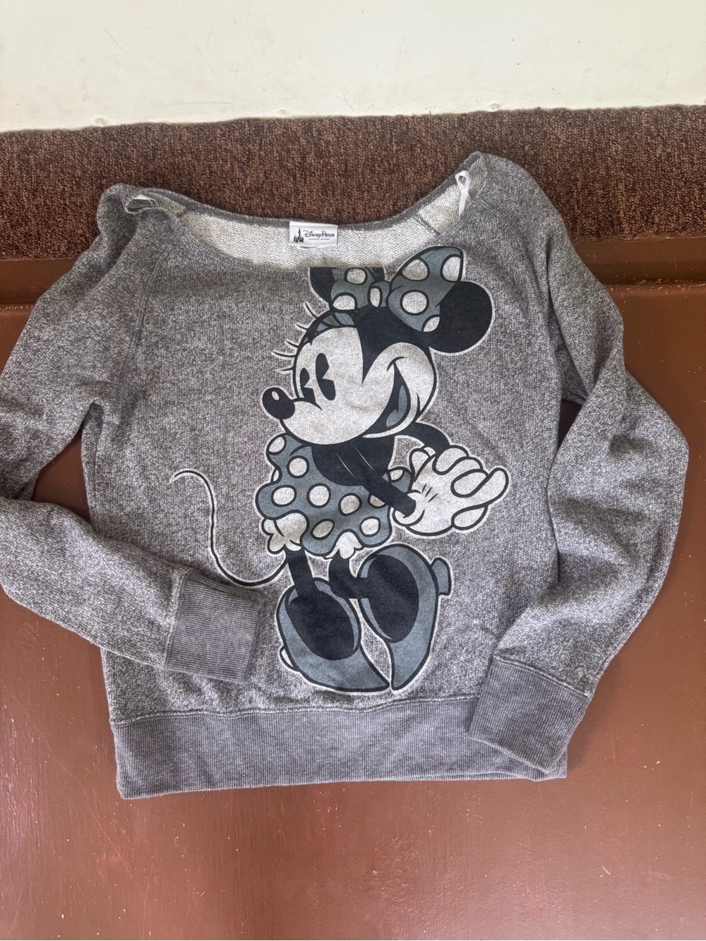 Disney Parks Gray Minnie Mouse Graphic Scoop Neck Sweatshirt - Women’s Small